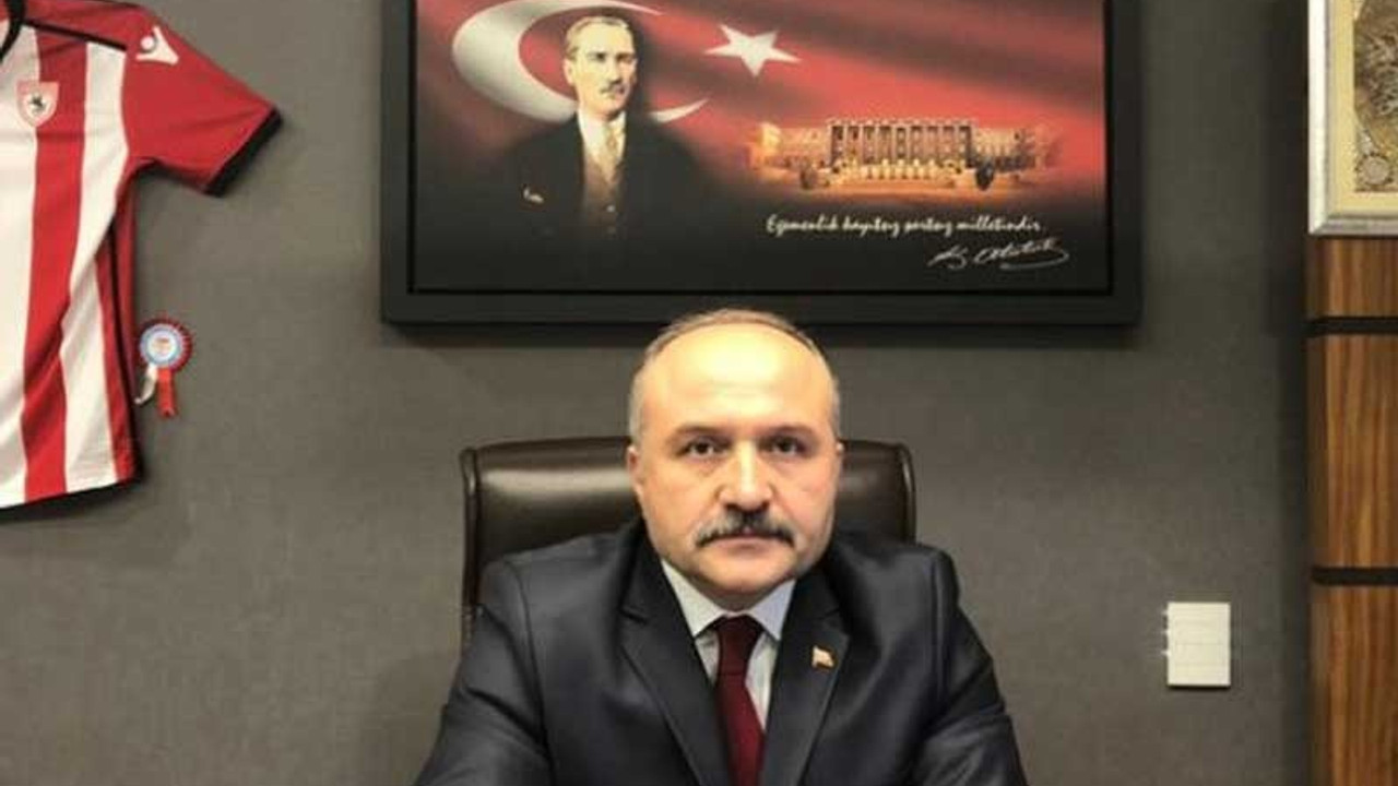 İhraç edilen MHP'li Samsun'dan adaylığını ilan etti