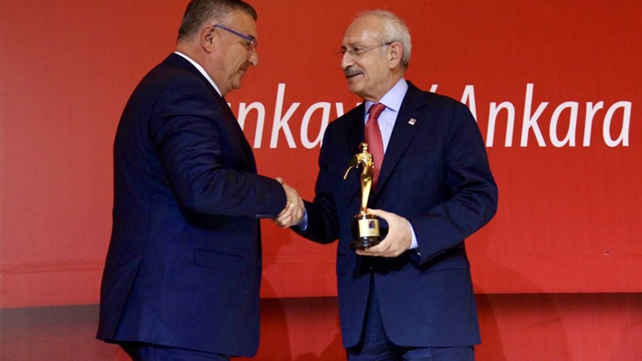 CHP'de üst üste istifalar