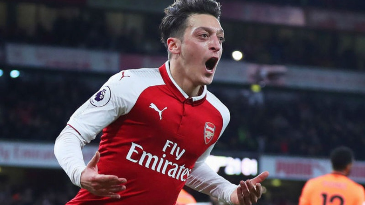 Mesut Özil'den 'Payitaht Abdülhamid' paylaşımı