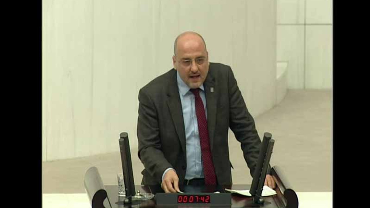 Ahmet Şık: Tekmili birden yargıya doluşmuş iblislerin