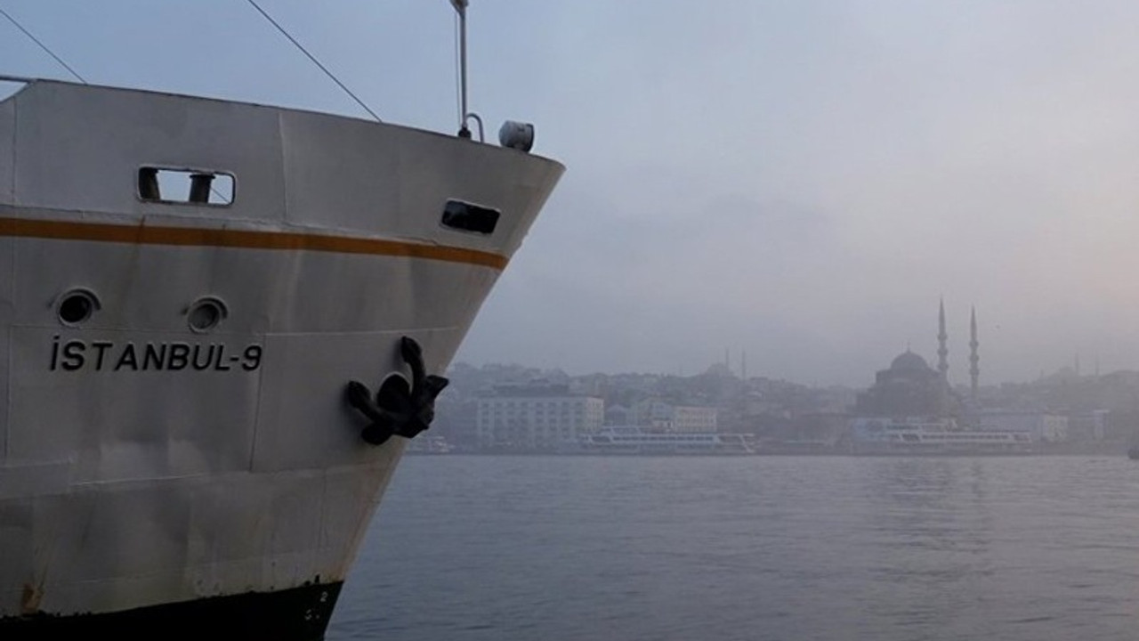 İstanbul'da deniz ulaşımına sis engeli: Seferler iptal