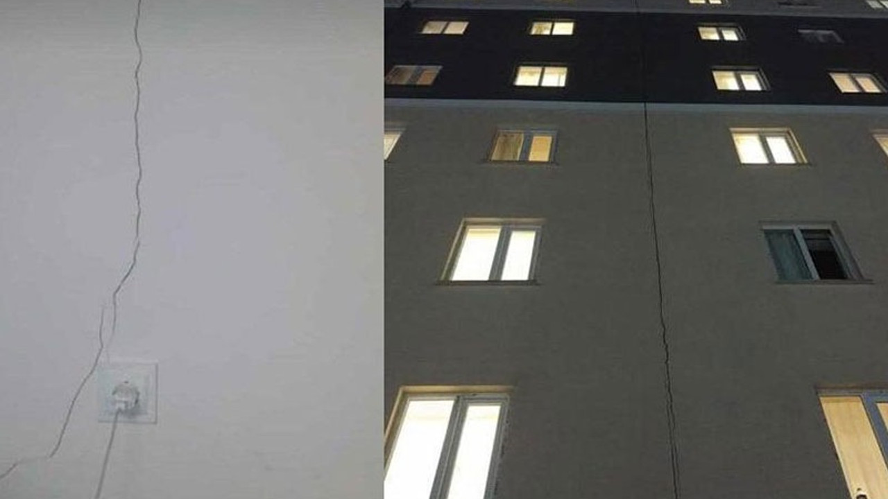 AKP'li müteahhitin yaptığı 6 aylık öğrenci yurdu depremde çatladı
