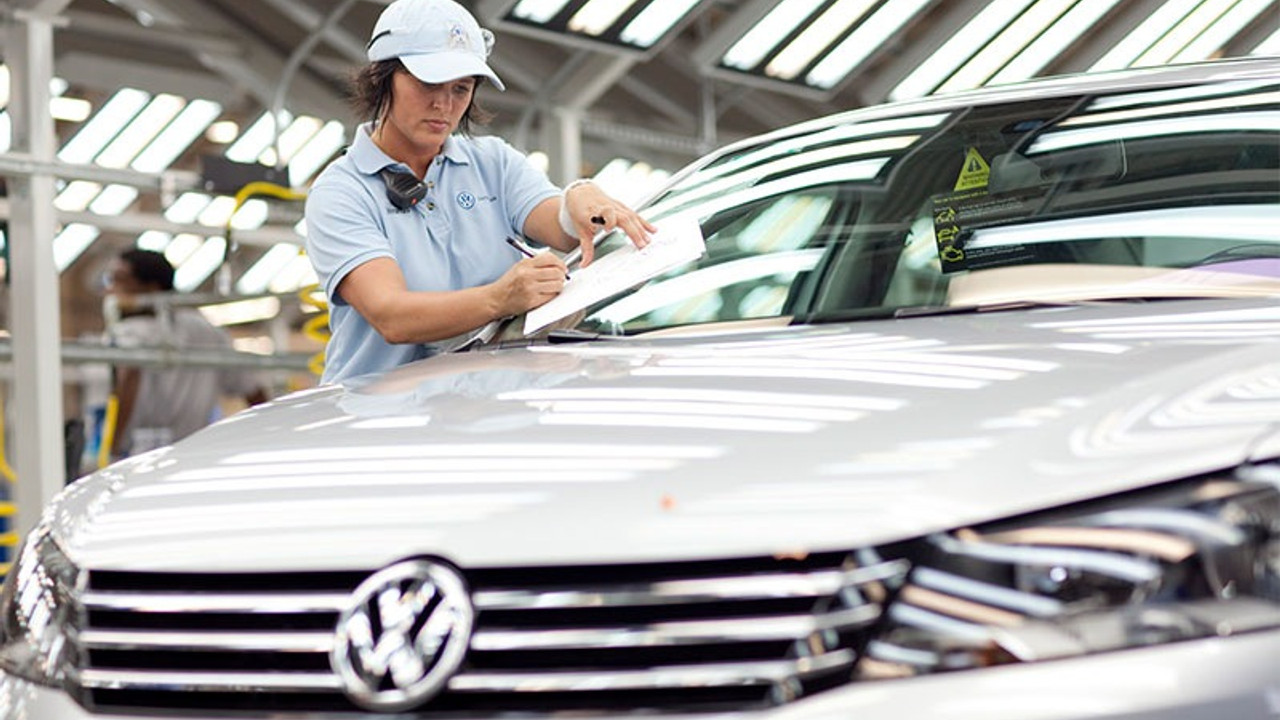 Volkswagen binlerce kişiyi işten çıkaracak