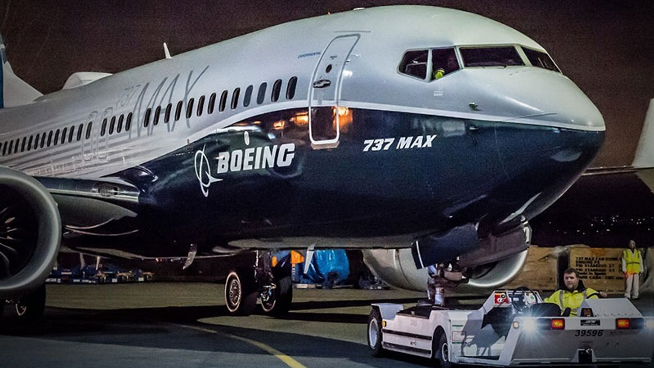 737 Max'ler Boeing'i iflasa sürükleyebilir