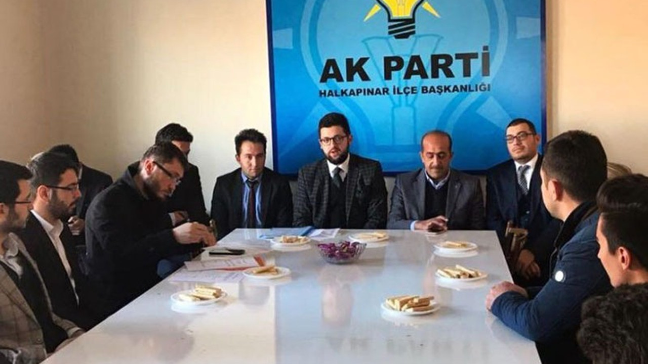 AKP'de istifa: Oylar eriyor, sorumluluk alamayız