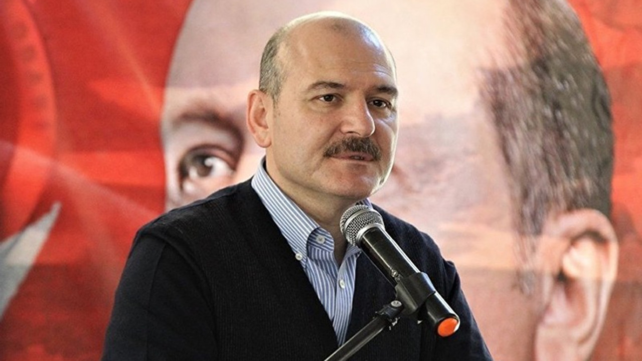 Soylu, konuşmasına itiraz eden bir kişiyi gözaltına aldırdı