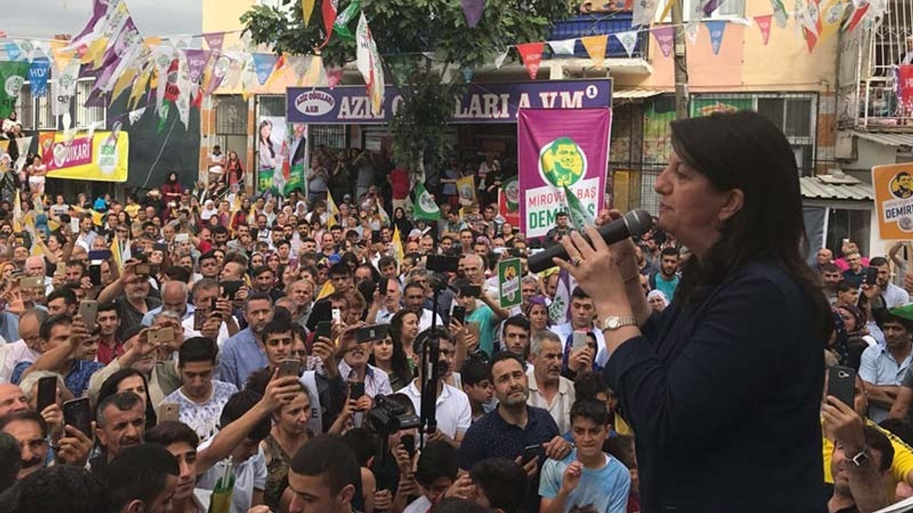 Buldan İstanbul'da oy istedi: İsim vermiyorum, siz kim olduğunu biliyorsunuz