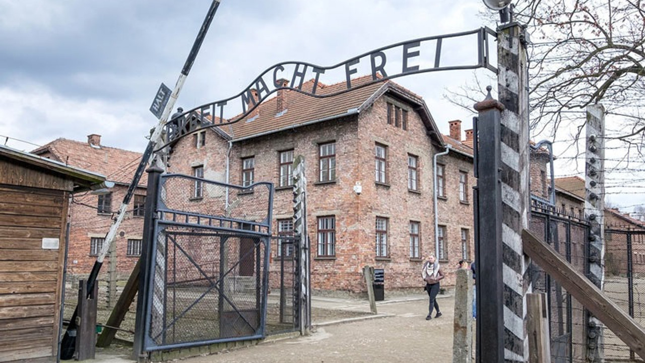 Auschwitz Müzesi'den 'like alma' yarışına tepki