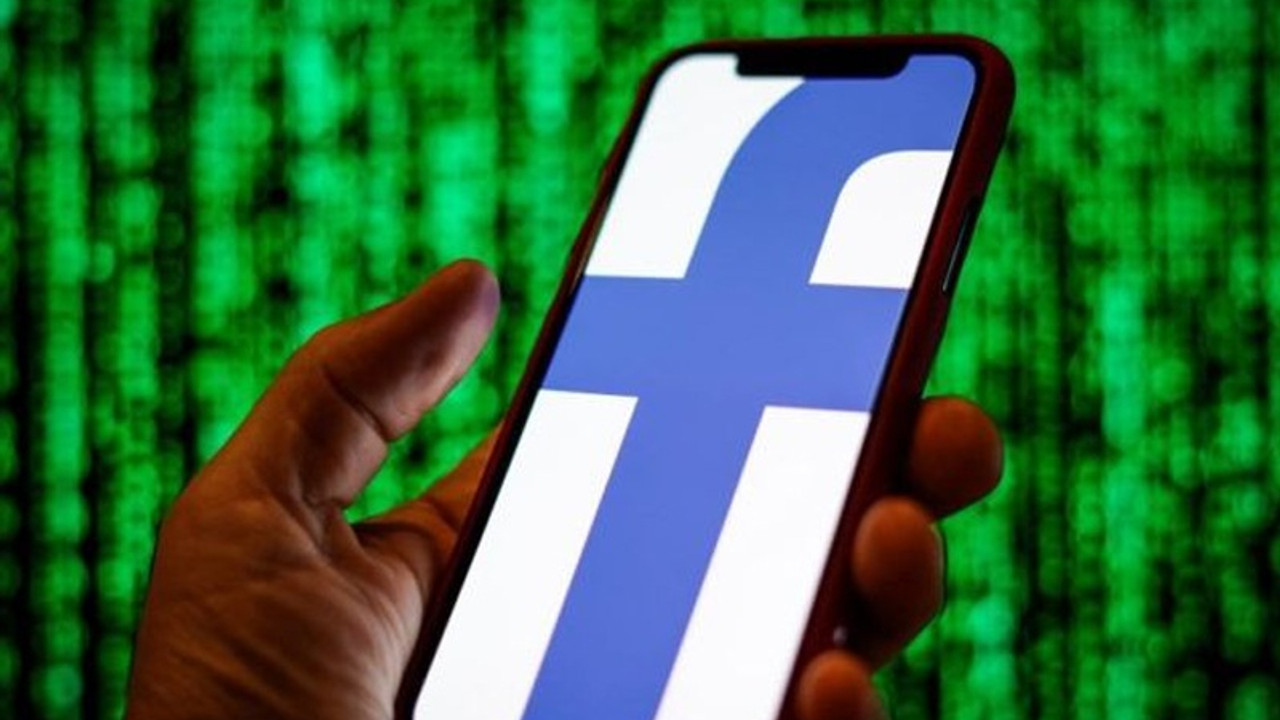 Facebook tüm platformlarında beyaz milliyetçilik ve ayrılıkçılığı engelleyecek