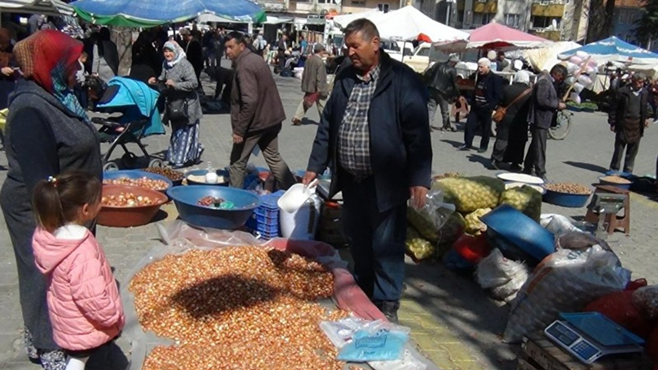 'Tohumluk soğanın kilosu birkaç haftaya kalmaz 40 lirayı bulabilir'