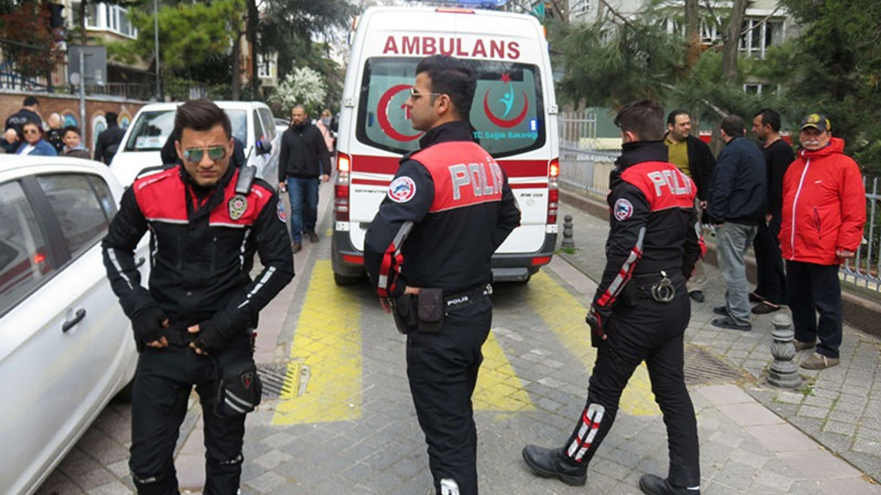 Kadıköy ve Esenyurt'ta muhtar adayları arasında kavga: 1 kişi bıçaklandı