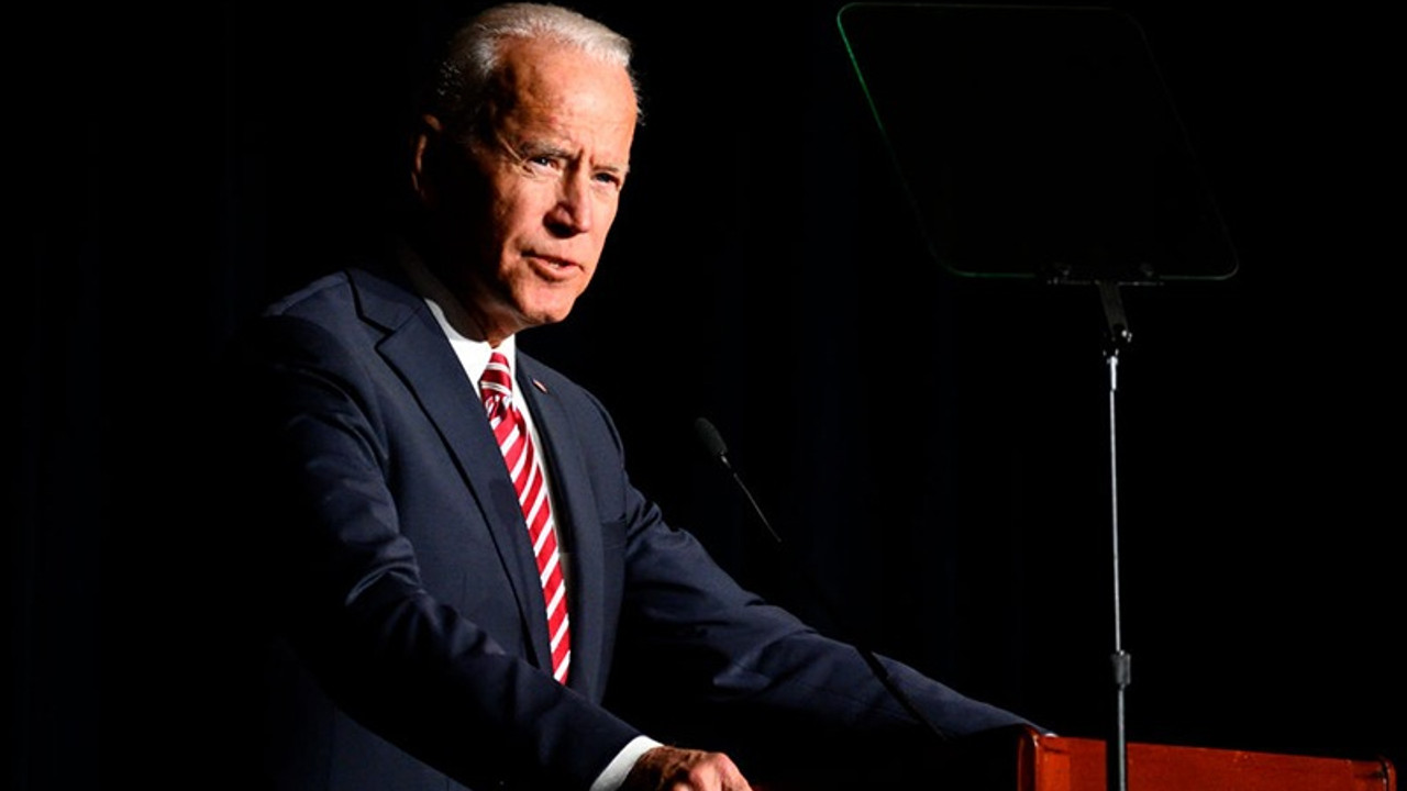 Joe Biden'a cinsel taciz suçlaması