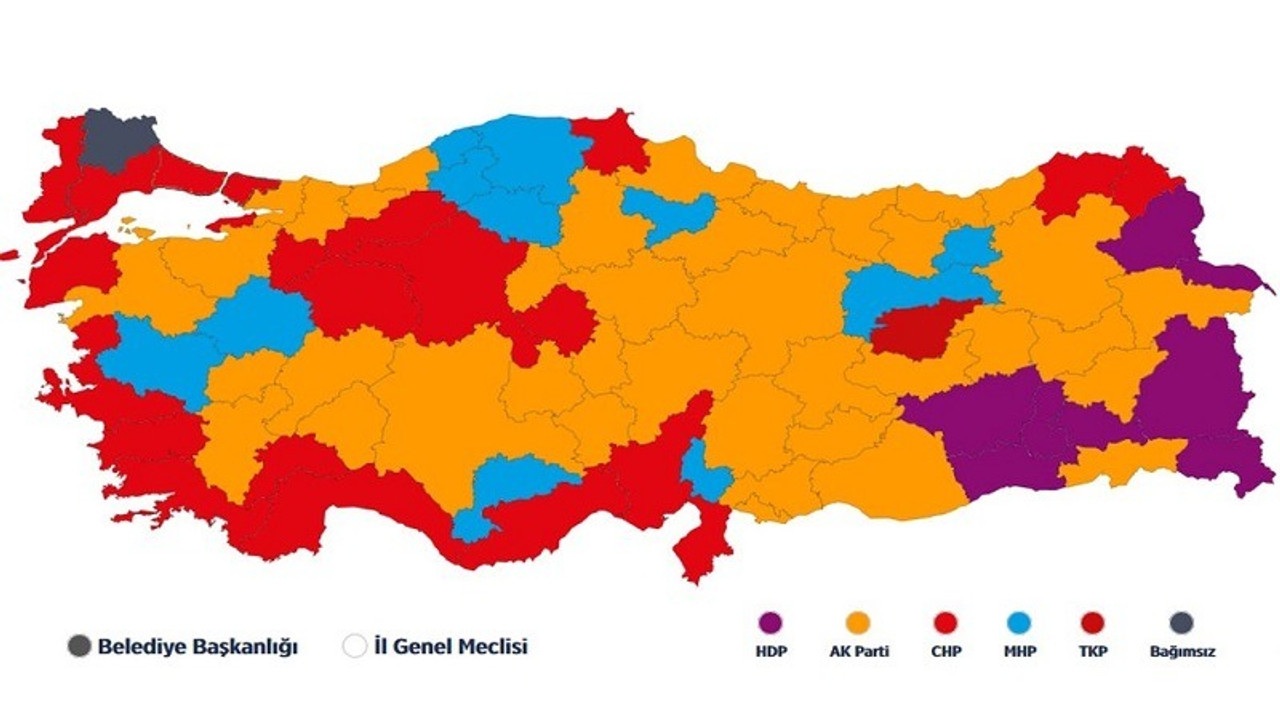 Cumhur İttifakı'ndan ve kayyımlardan belediyeleri alan başkanlardan mesajlar