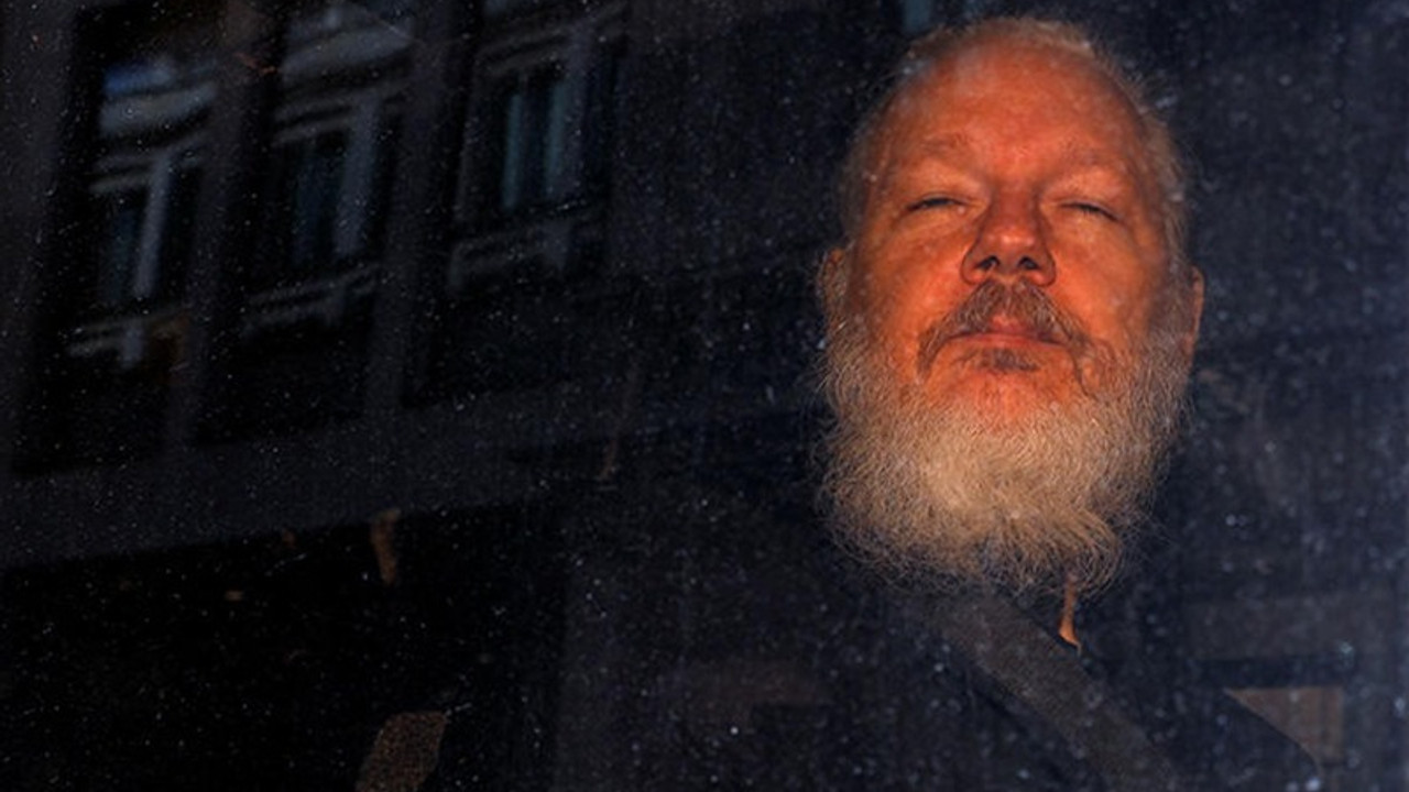 Ekvador Başbakanı Moreno Julian Assange'ı suçladı