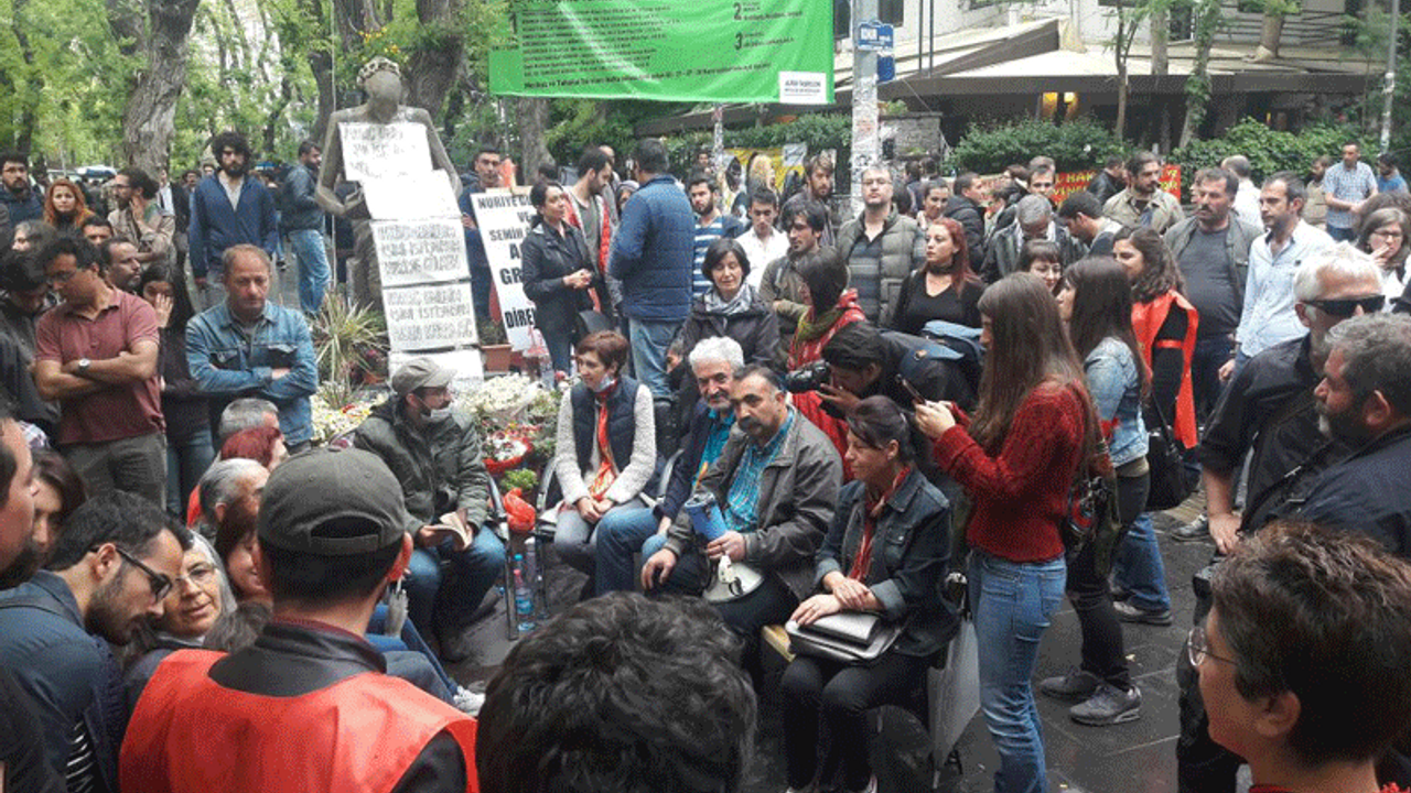 Greve destek verenlere polis müdahalesi: 3 gözaltı