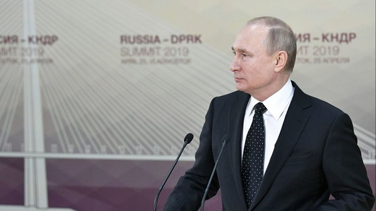 Putin: Ukrayna'yla ilişkileri yeniden başlatmaya hazırız