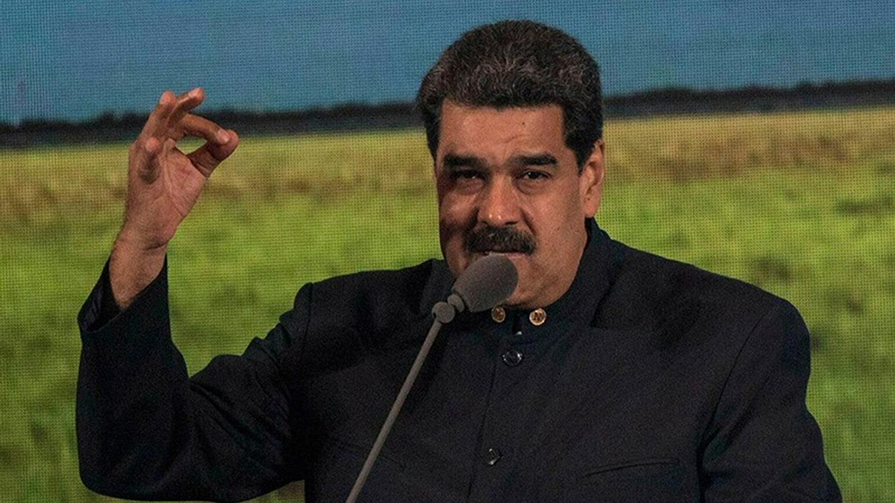 ABD: Maduro gitmeye hazırdı, kalmaya Rusya ikna etti