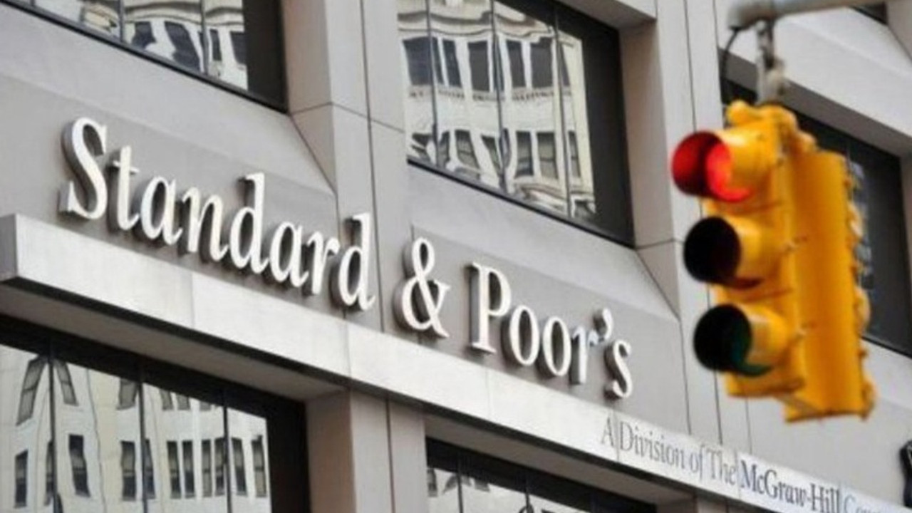 S&P: Türkiye bankaları borçları çeviremeyecek