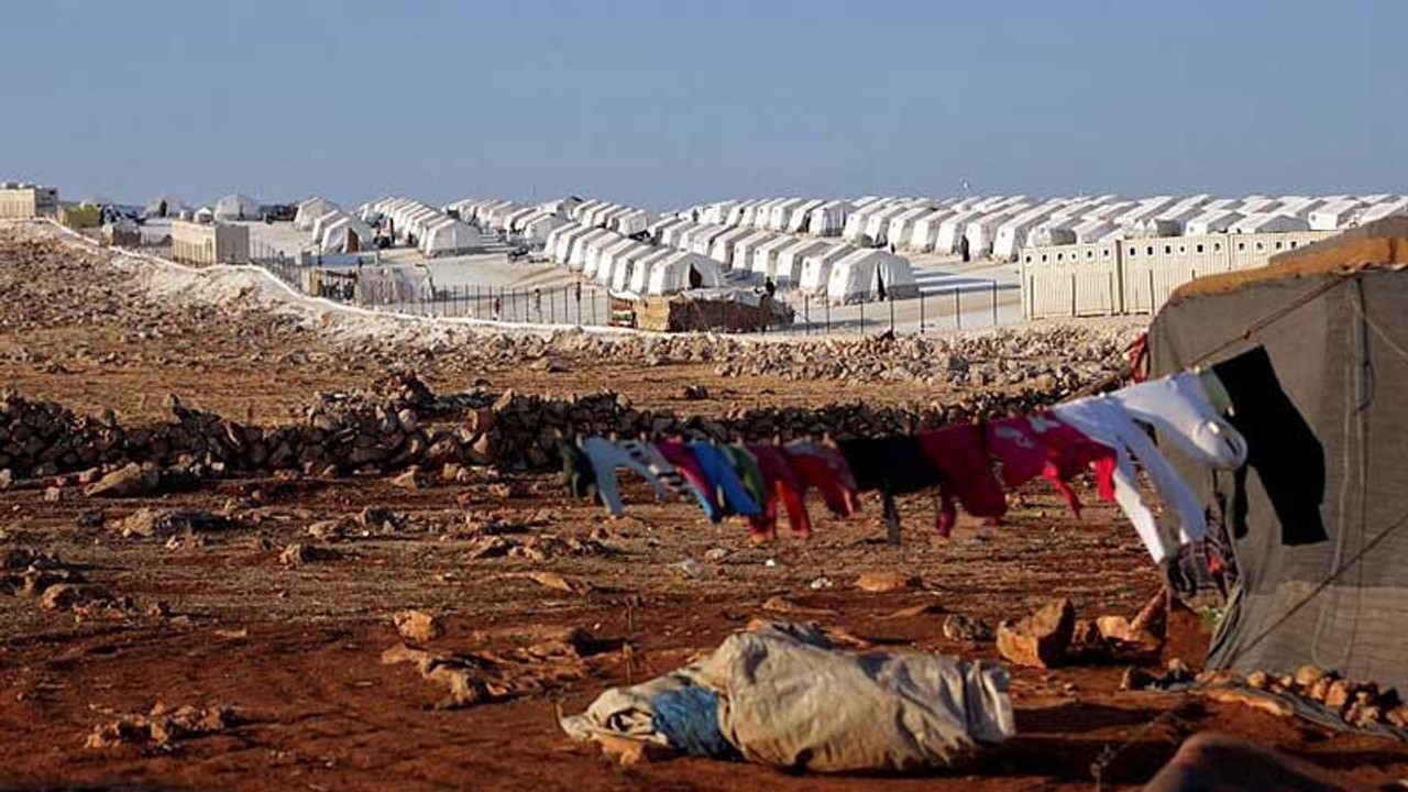 Halep'te roketler iftar sofrasına isabet etti: 10 ölü