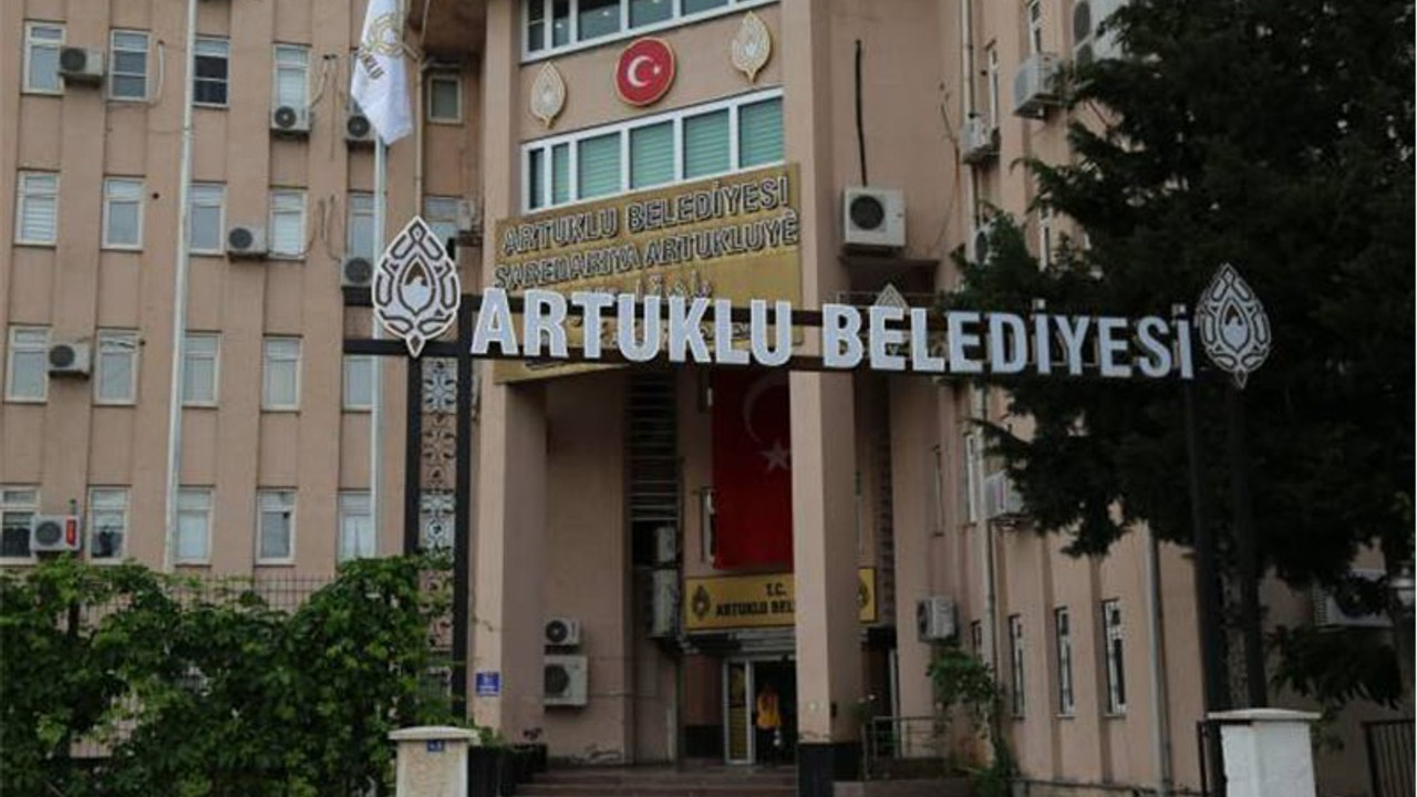 AKP'li belediye, kayyımdan kalan borcu gizliyor, milyonlarca lira kayıp