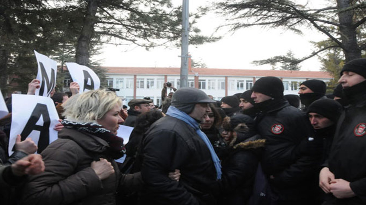 Polisten akademisyene: Senden hoca olmaz