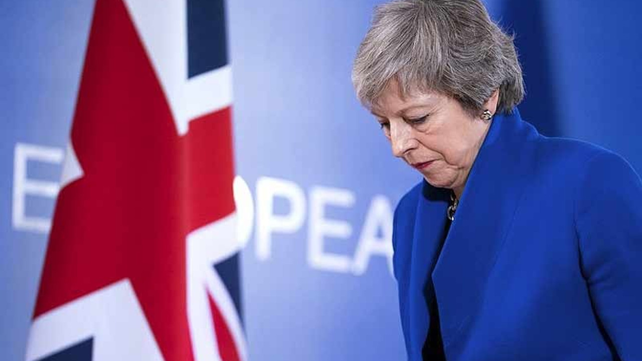 İngiltere Başbakanı Theresa May istifa etti