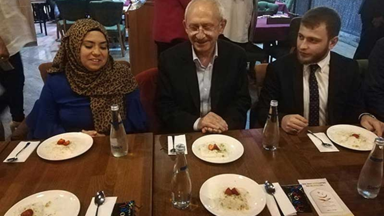 Kılıçdaroğlu, imam hatipliler ile iftarda buluştu