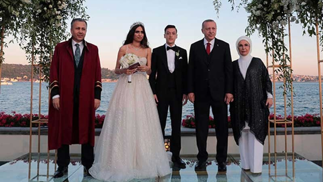 Erdoğan, Mesut Özil'in nikah şahidi oldu