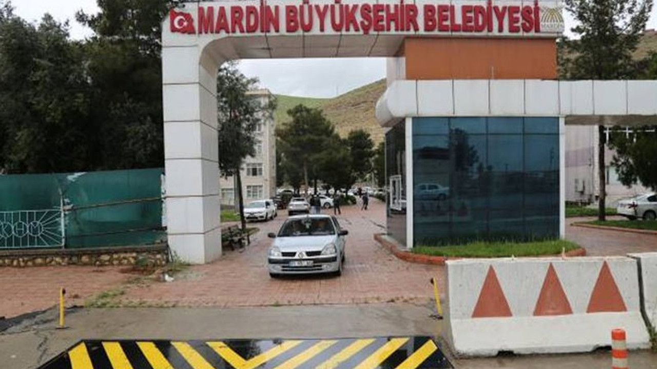 Kayyımın müdürü 'basit cinsel saldırı' suçundan yargılanacak