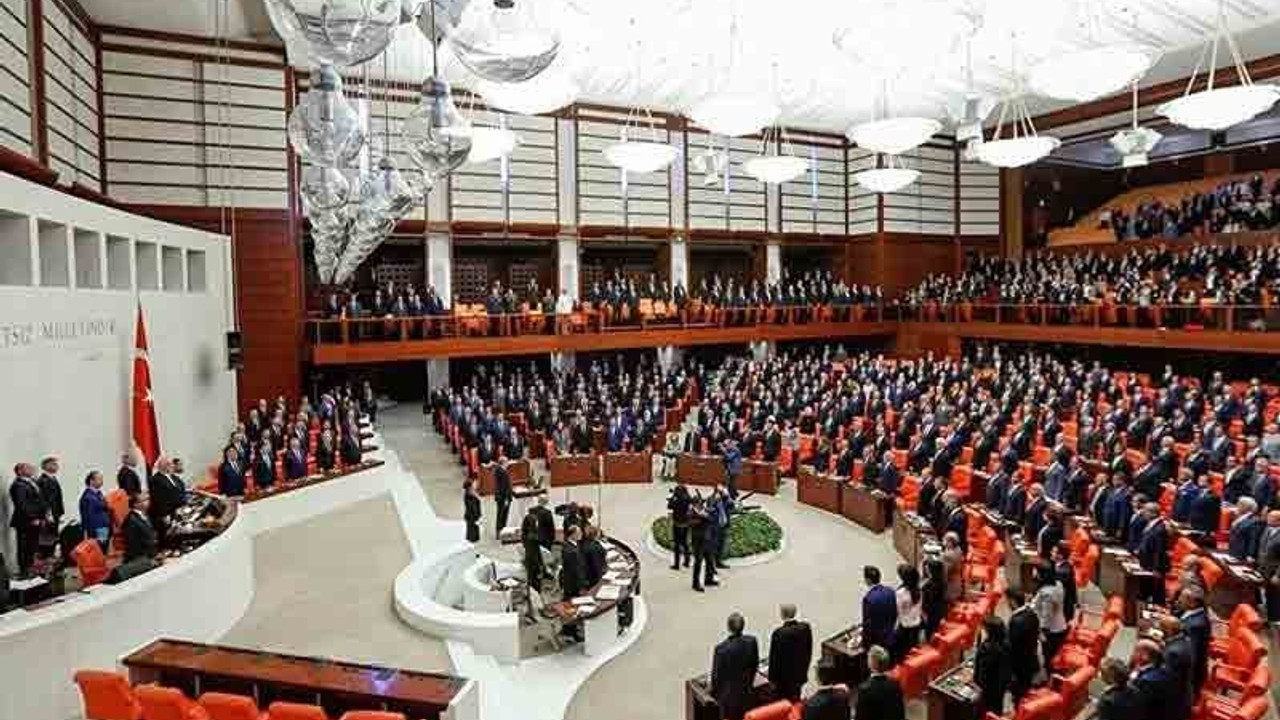 Meclis'te tatil öncesi 'acil' düzenlemeler mesaisi: 4 paket geliyor