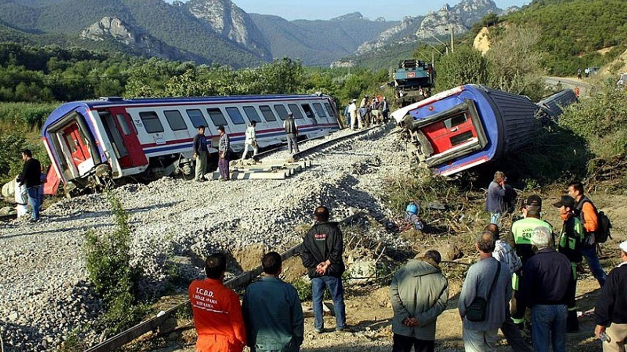 'Ulaşım benim işim diyen' Yıldırım'ın bakanlığı döneminde 58 kişi tren kazasında öldü