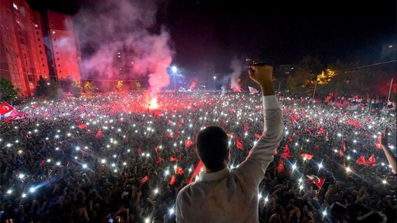 İmamoğlu yüzbinlere seslendi: Demokrasiyi ve adaleti inşa edeceğiz