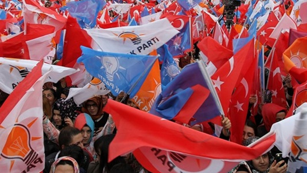 AKP'de istifa: Ne yazık ki dava adamlığı kalmamış