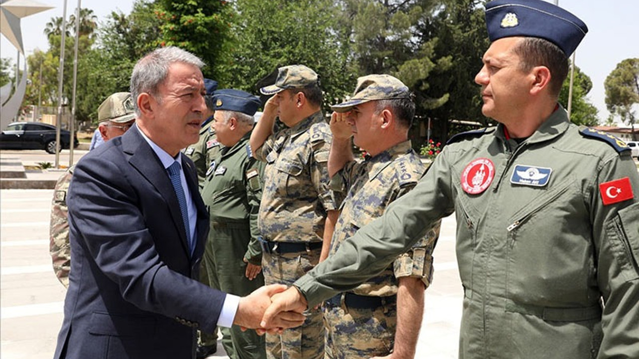 Hulusi Akar’dan 'erken terhis' açıklaması