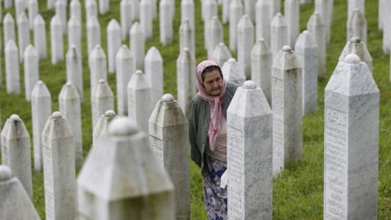 Srebrenitsa Anneleri'nden Avrupa'ya 'soykırımı tanıma' çağrısı