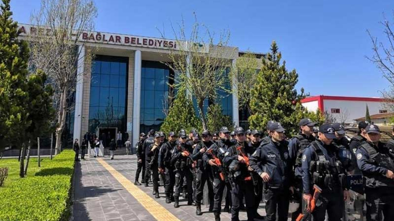 AKP'li Belediye Başkan Yardımcısı'nın maaşı 160 lira oldu