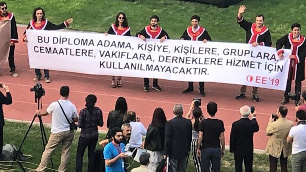 ODTÜ'de tüm baskılara rağmen yine pankartlar konuştu