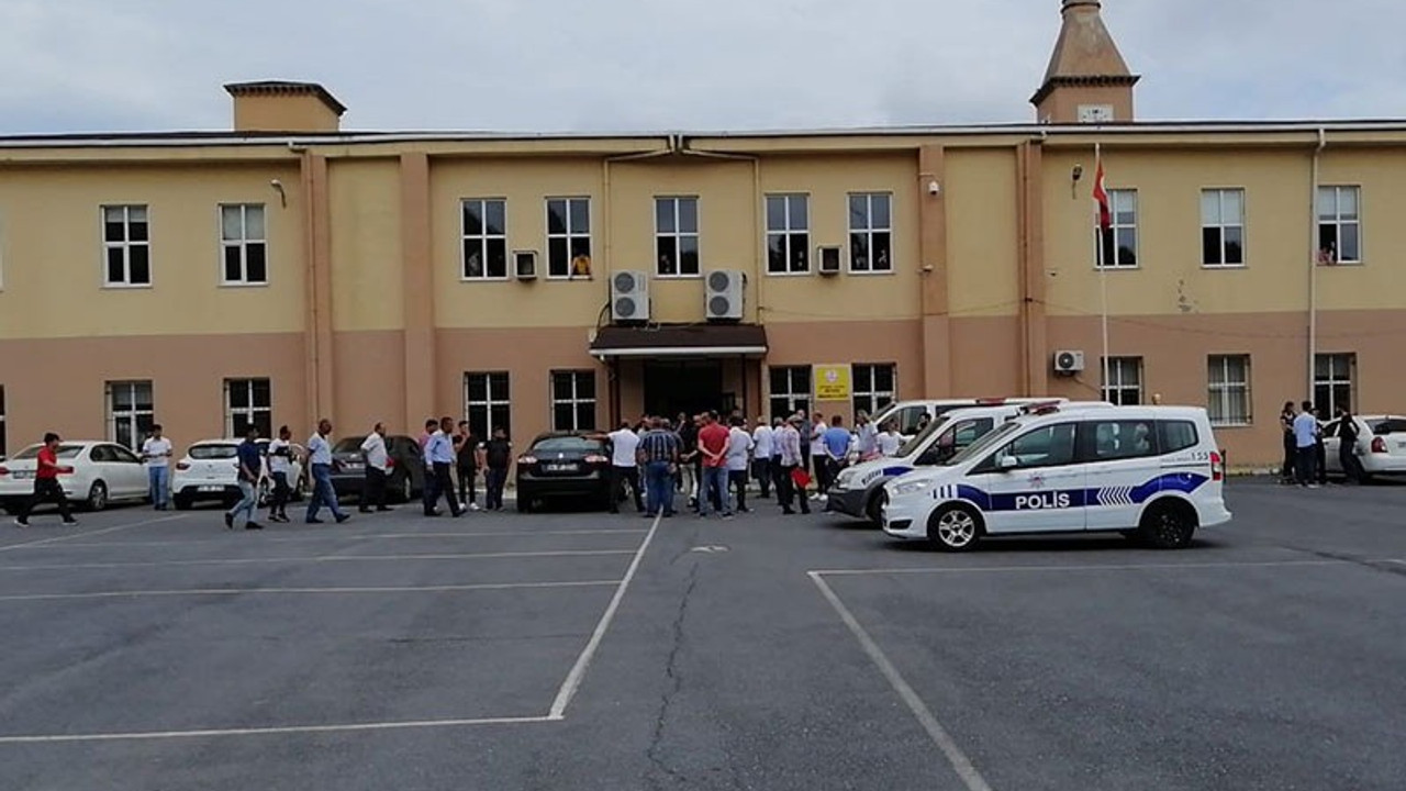 Okul müdürü Beykoz Anadolu Lisesi'ni kiraya vermiş