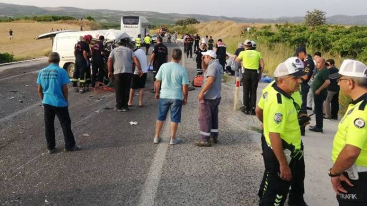 Manisa'da kaza: 6 inşaat işçisi hayatını kaybetti