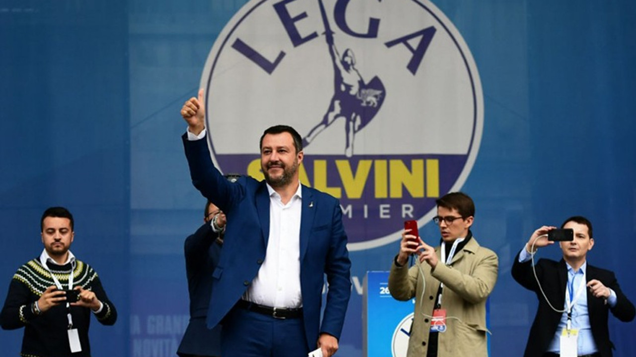 Aşırı sağcı Salvini'ye mermili zarf