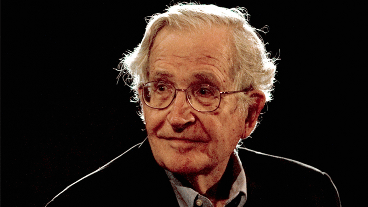 Chomsky’den Gülmen ve Özakça'nın tutuklanmasına tepki