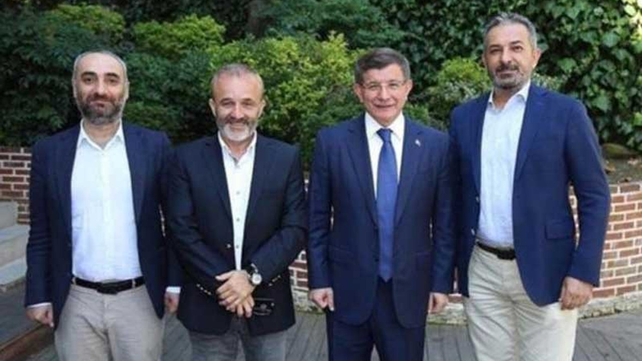 Davutoğlu söyleşisi sonrası Yavuz Oğhan’ın programına son verildi