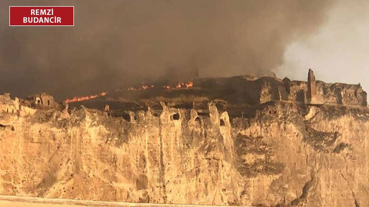 Hasankeyf: Yangının çıktığı bölgeye sadece firma işçileri ve yetkililer girebiliyor