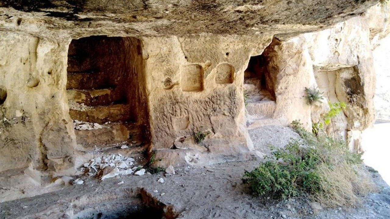 Adıyaman'da 1800 yıllık üç katlı kült alanı bulundu