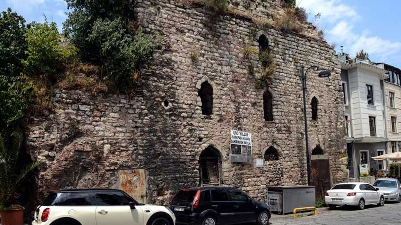 550 yıllık tarihi hamam 3.5 milyon dolara satışa çıkarıldı