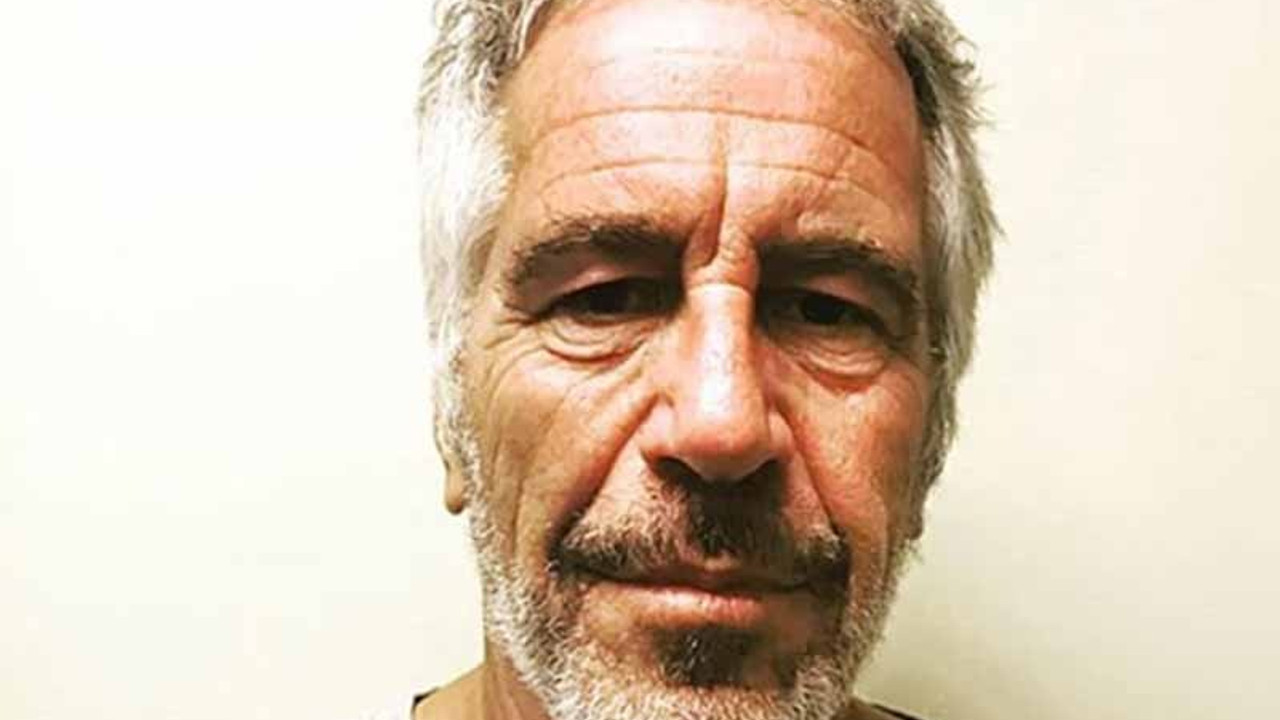 ABD'li doktor: Epstein’ın ölümünde 'cinayet ihtimali' yüksek