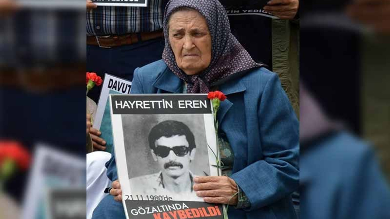 Kayıp oğlu için her cumartesi sesini duyurmak isteyen anne hayata veda etti