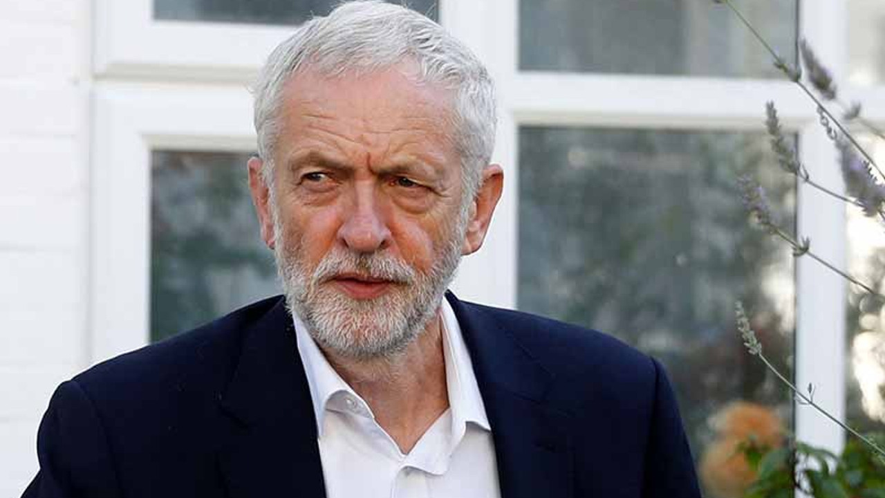 Jeremy Corbyn'den Türkiye'ye: Demokrasinizi baltalamayın