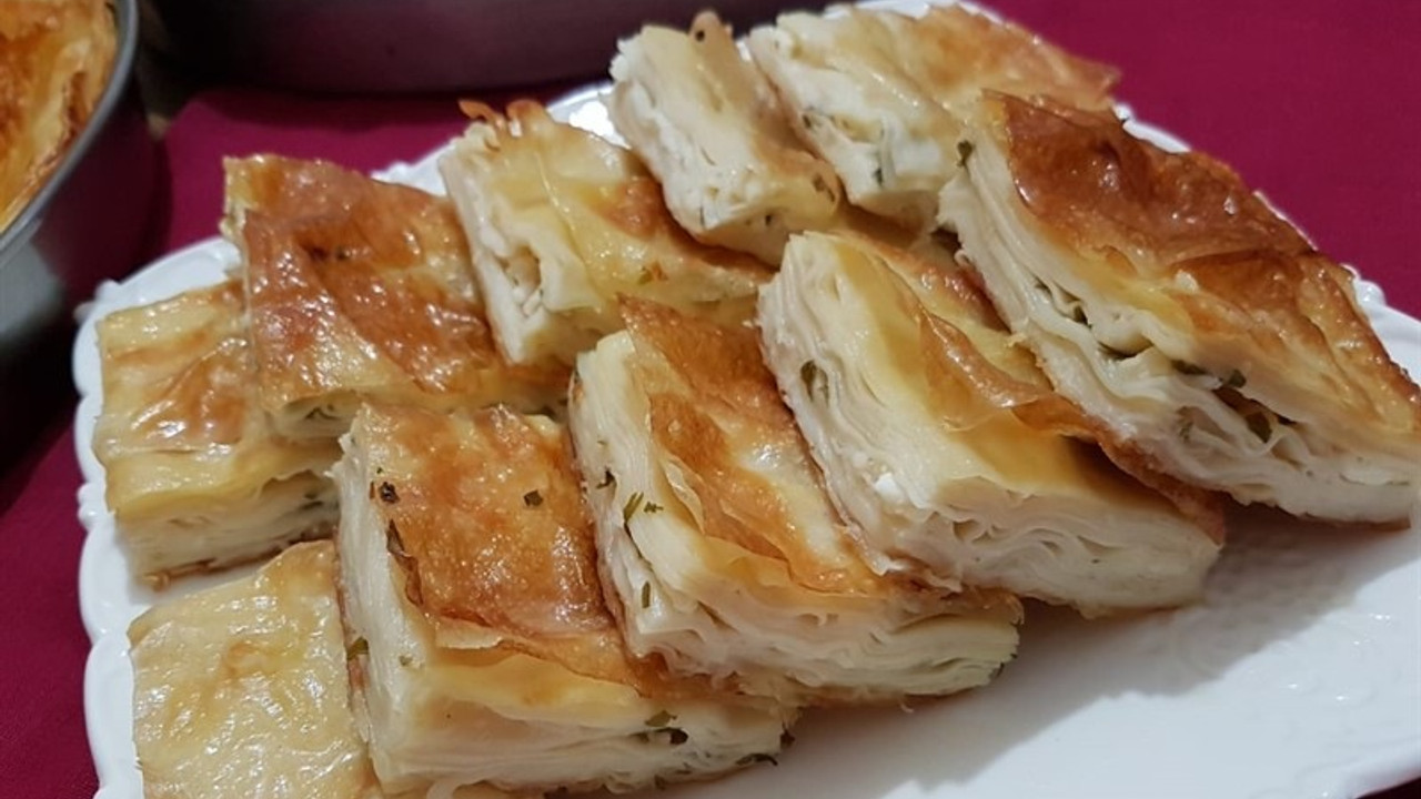 AKP’li belediye 150 bin liraya börek aldı