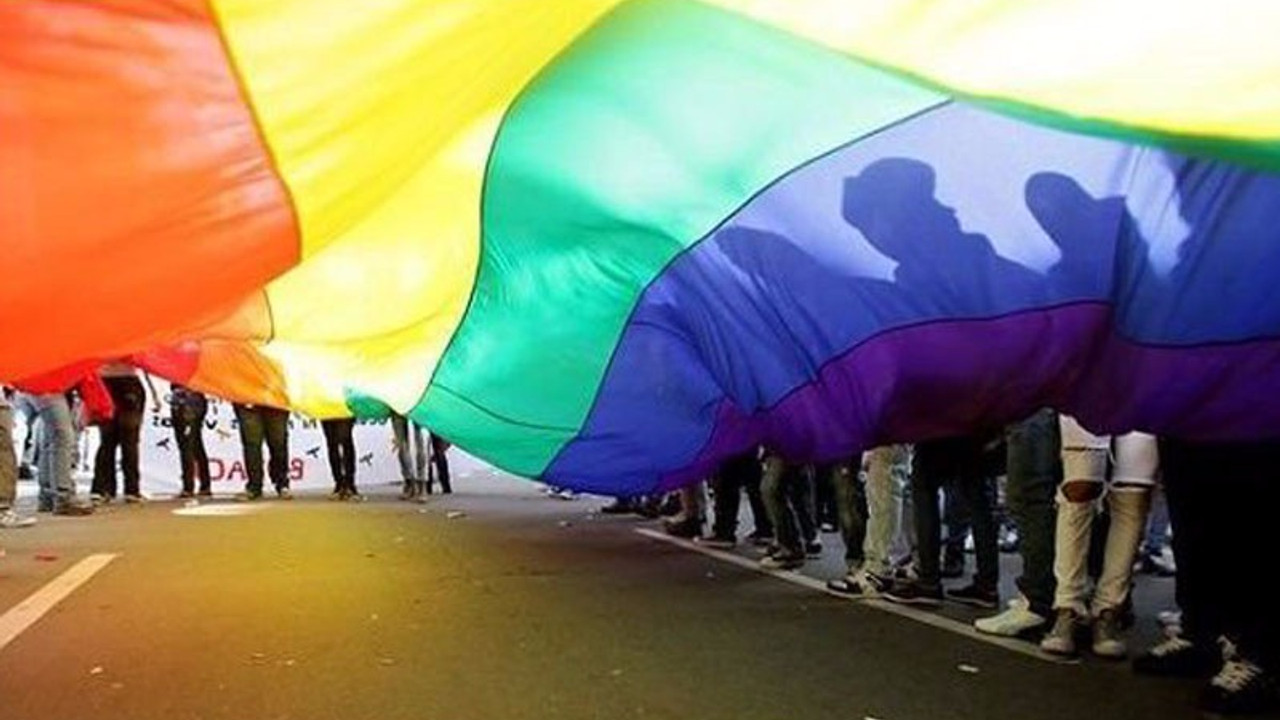 Kolombiya’da LGBTİ bireyler tehdit altında